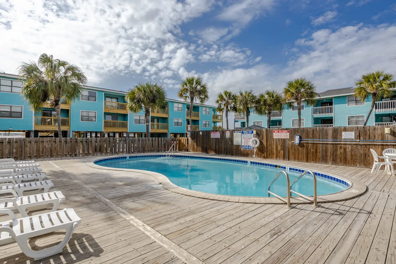 Wide view of the adults pool from one corner
